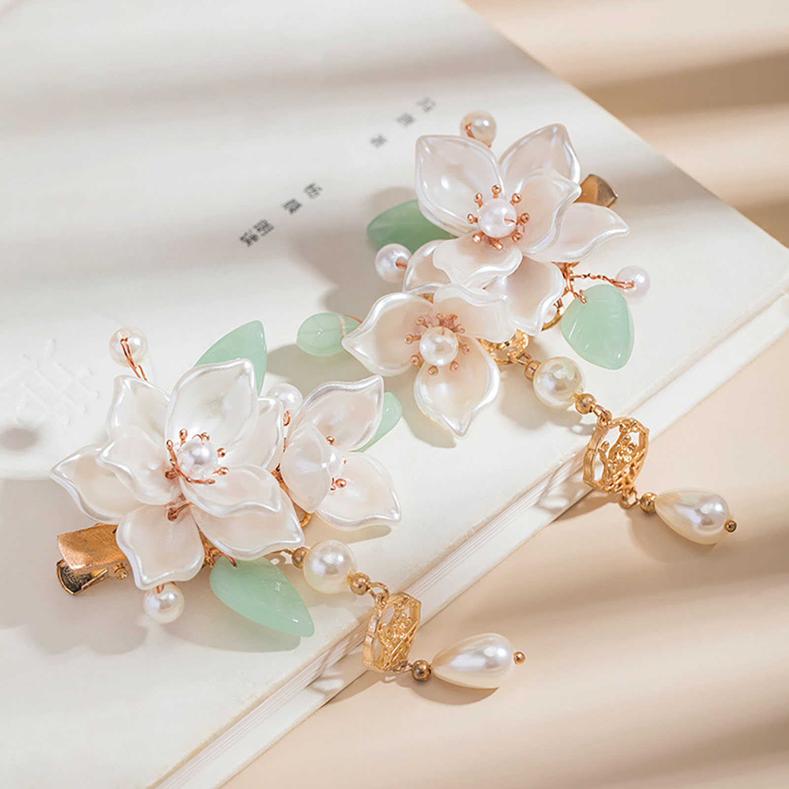 Vintage Fashion Guild - Vintage Camellia Haarclip Elegante Chinese Stijl