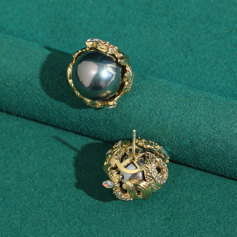 Vintage grijze pareloorbellen  - Vintage Fashion Jewelry Brands recensie en prijs