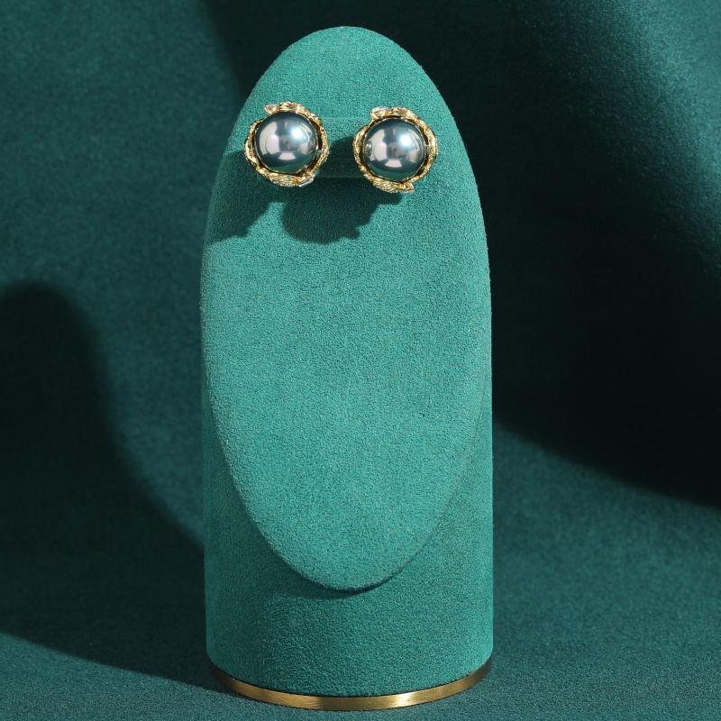 Vintage grijze pareloorbellen  - Vintage Fashion Jewelry Brands recensie en prijs